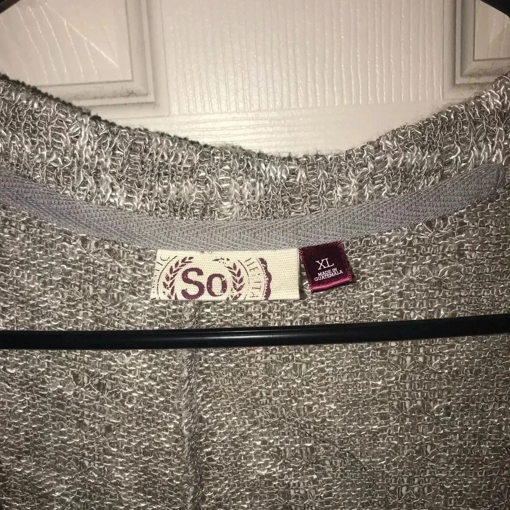 🧾 Quarter Sleeve Cardigan ☑️